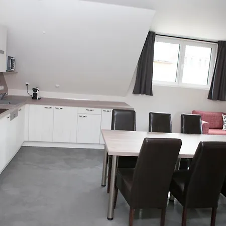 Apartment U Tri Bratru