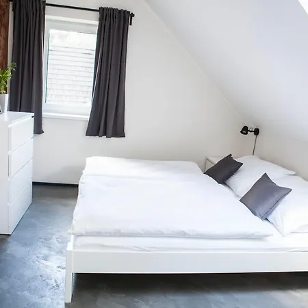 U Tri Bratru Apartment *